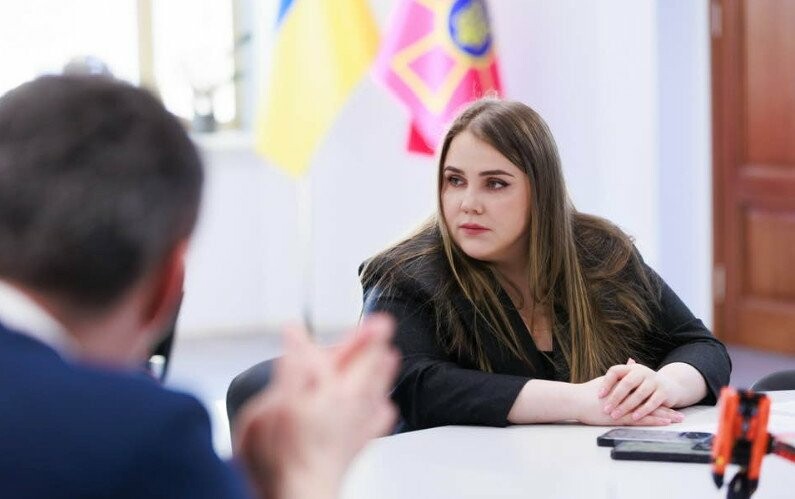 Українці за кордоном зможуть платити штрафи від ТЦК дистанційно