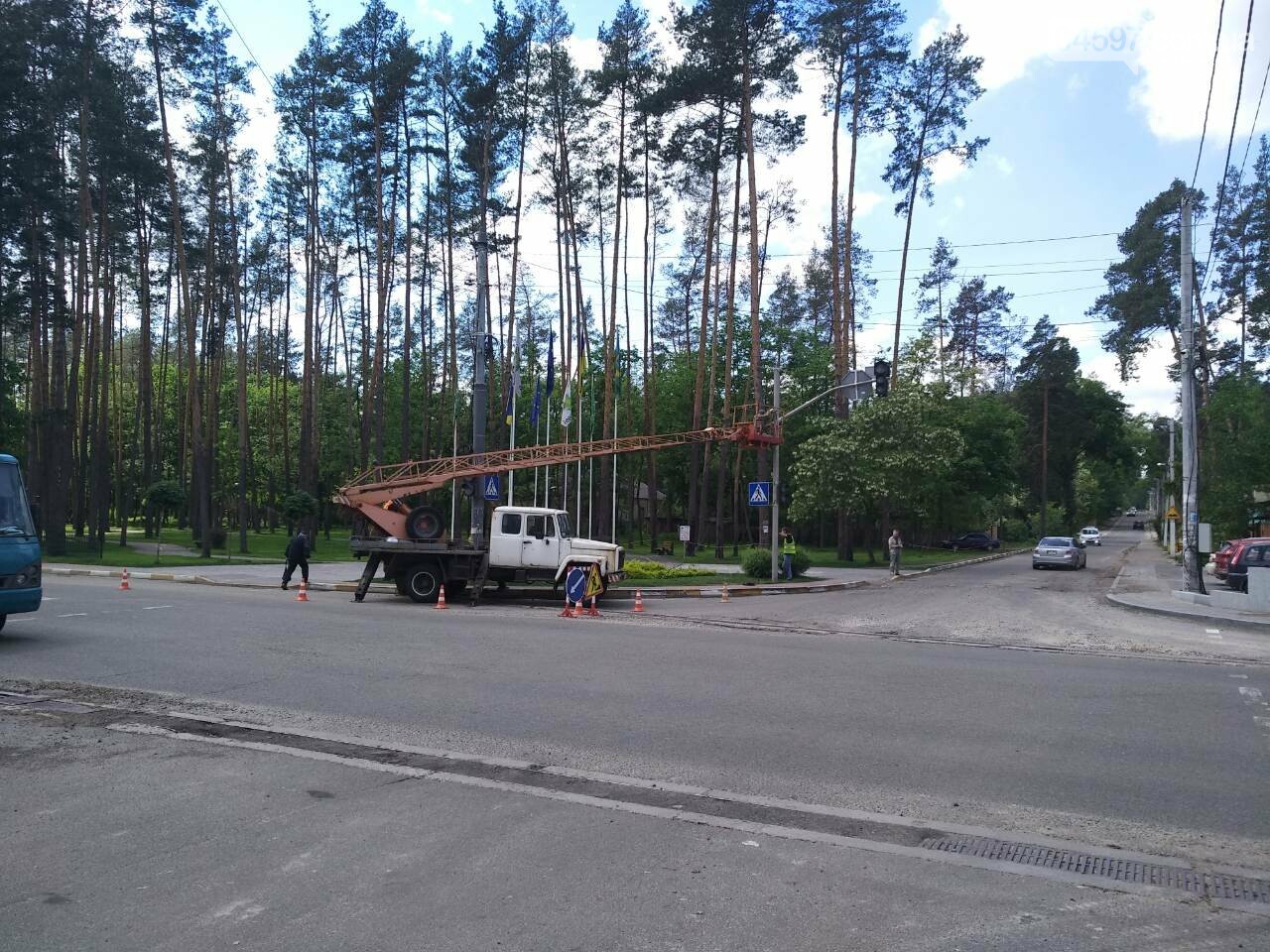 На перехресті Університетської та Пушкінської ремонтуть св..., фото-1 На перехресті Університетської та Пушкінської ремонтуть світлофор, фото-1