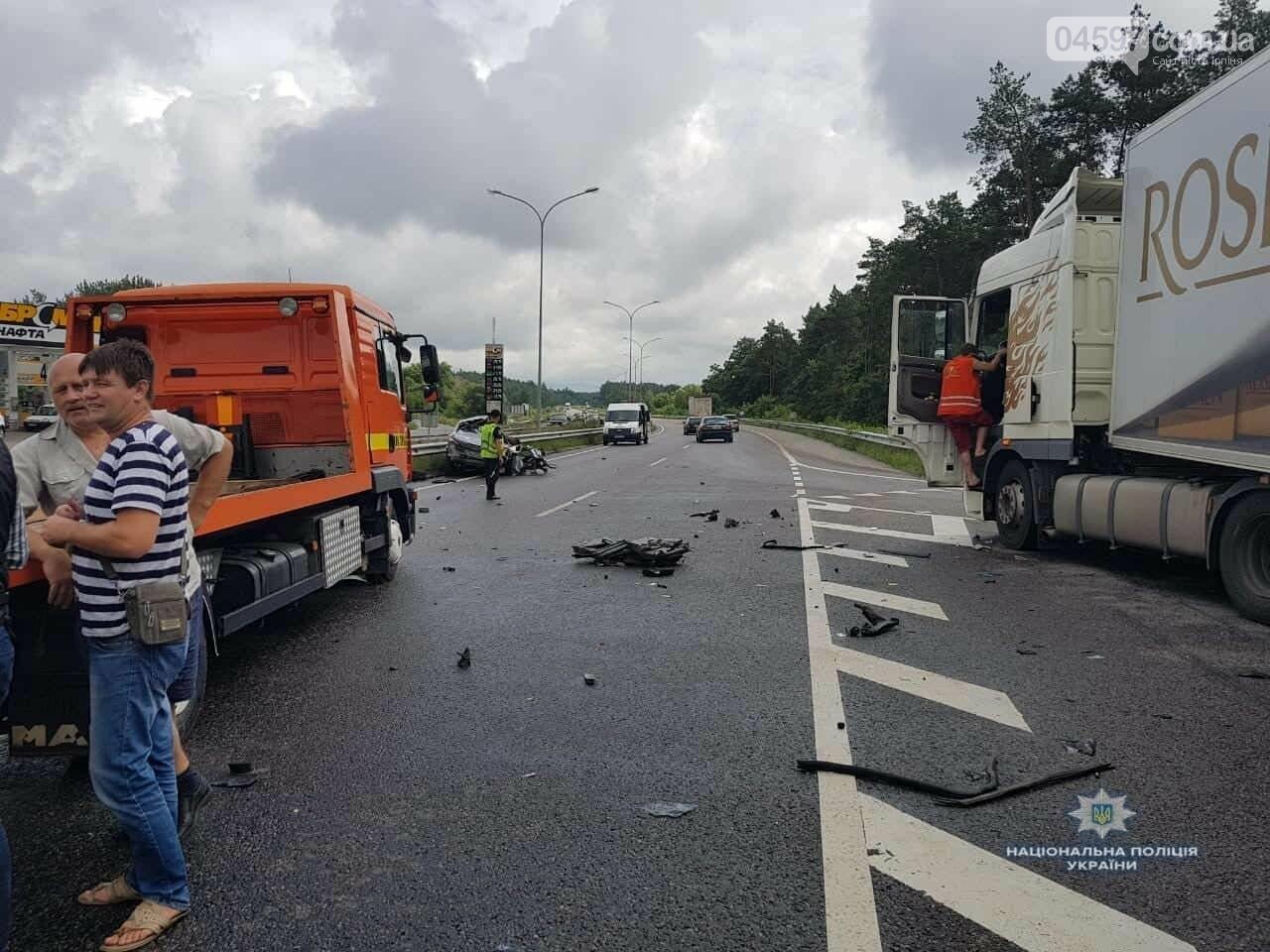 У ДТП на Київщині загинула жінка та дитина, фото-3 У ДТП на Київщині загинула жінка та дитина, фото-3