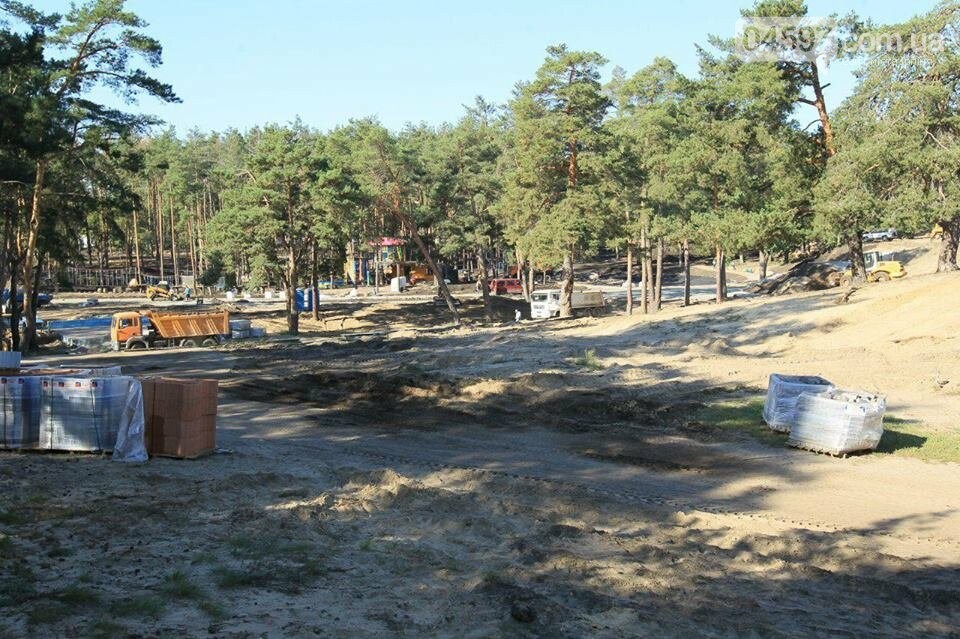 Улюблене місце студентів: що буде з трибунами в парку Перем..., фото-6 Улюблене місце студентів: що буде з трибунами в парку Перемоги?, фото-6