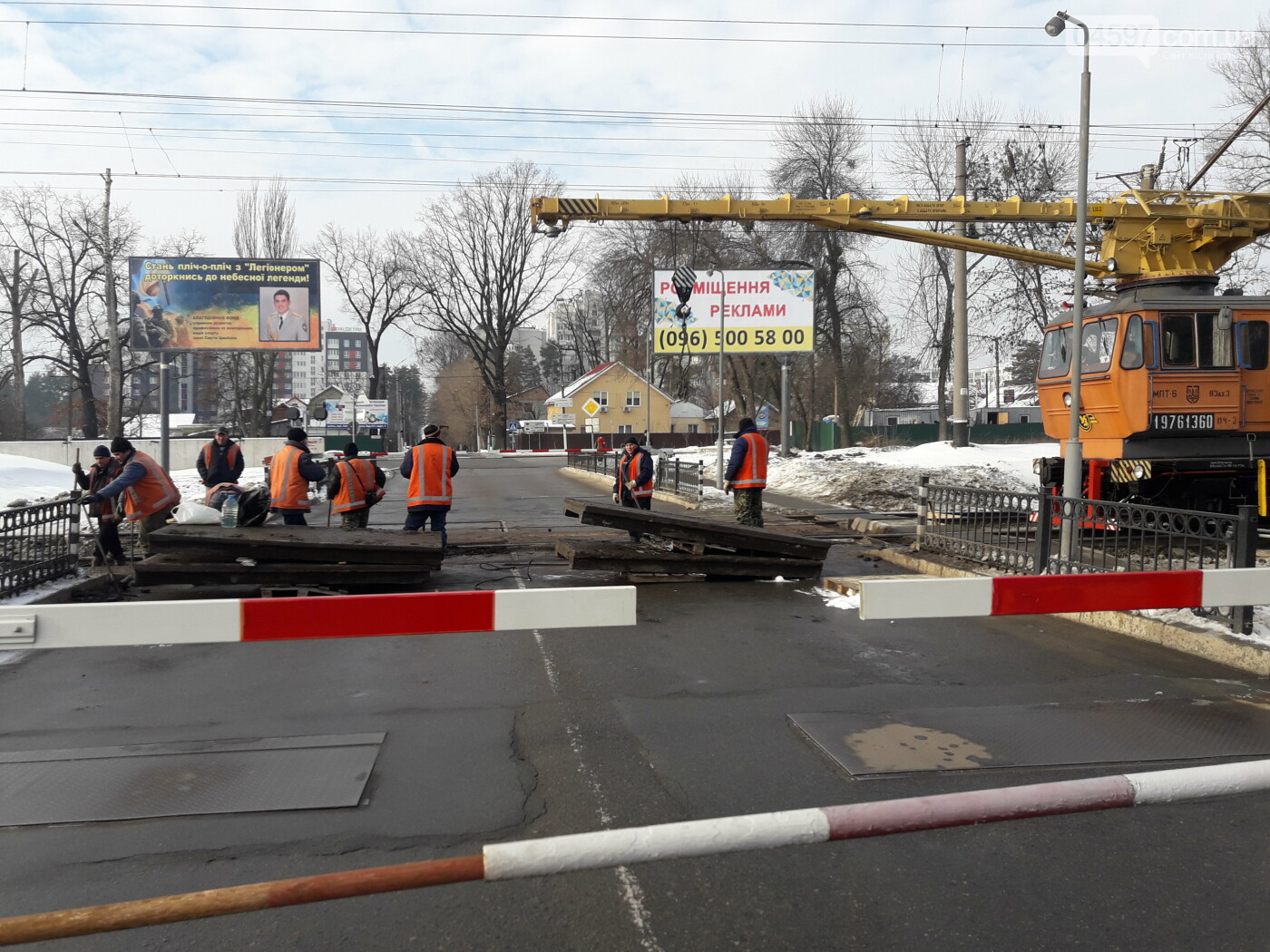 До уваги водіїв: ірпінський залізничний переїзд закрили чер..., фото-2 До уваги водіїв: ірпінський залізничний переїзд закрили через ремонтні роботи, фото-2