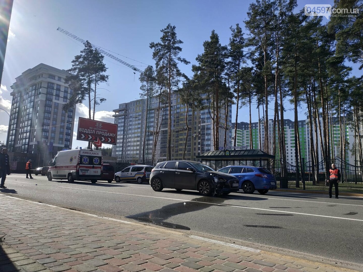 На Університетській збили двох дівчат, фото-2 На Університетській збили двох дівчат, фото-2