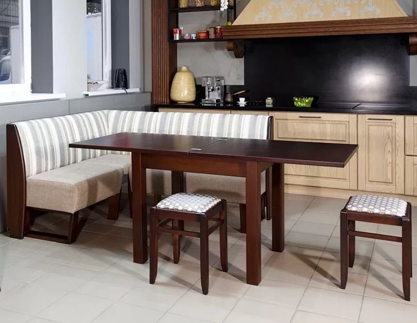 Фото: aklas.ua. Стіл Аскалон Осака